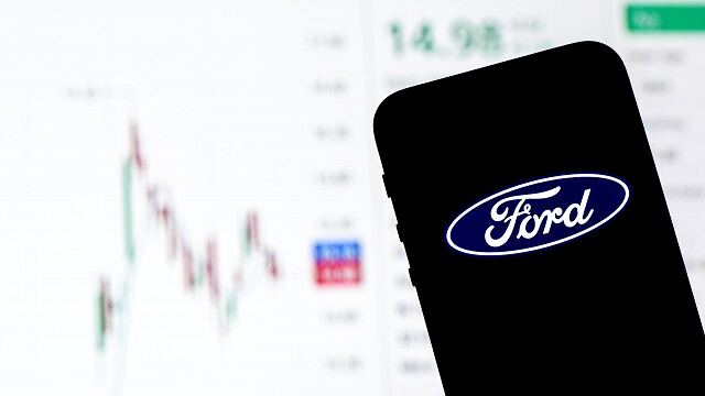 Ford Motor Beat On Earnings But The Stock Failed At A Key Level. Here's How To Trade It Now.