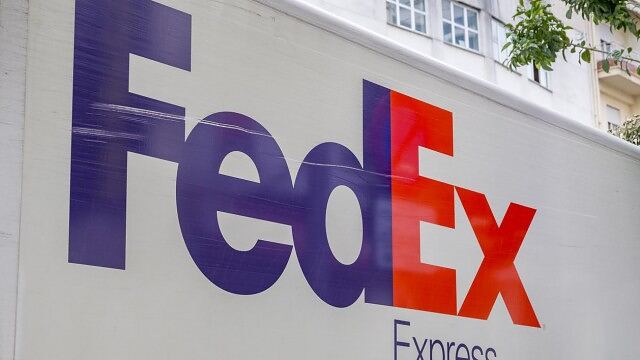 Should You Buy The Recent Dip In FedEx Stock?