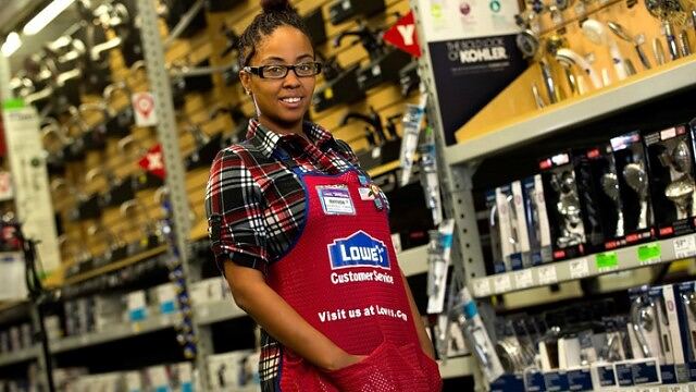 Lowe's (LOW) Gains But Lags Market: What You Should Know