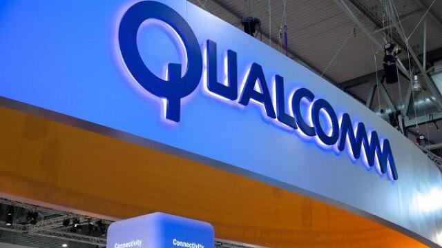 Qualcomm raises dividend, to lift implied yield to nearly 2%