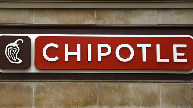 Chipotle adds pollo asado to the menu for a limited time