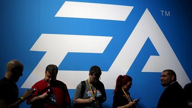 Electronic Arts (EA) Gains But Lags Market: What You Should Know