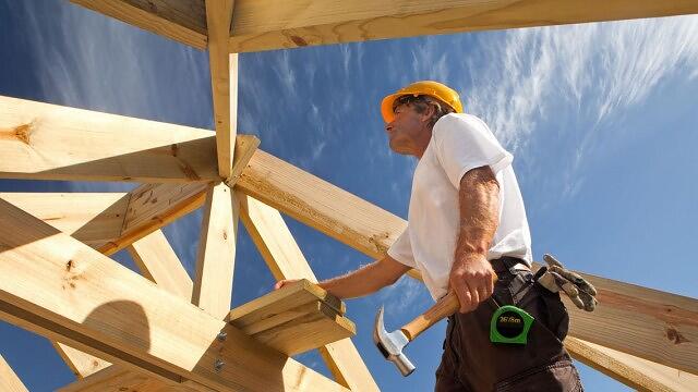 Economic Report: Home builder confidence sinks as expectations around future home sales worsen