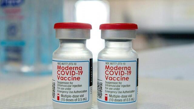 Moderna seeks FDA approval for fourth dose of COVID vaccine for all adults